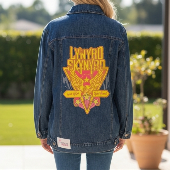 Comfort Denim Jackets & Blazers - Comfort Denim Women's Long Graphic Jean Jacket